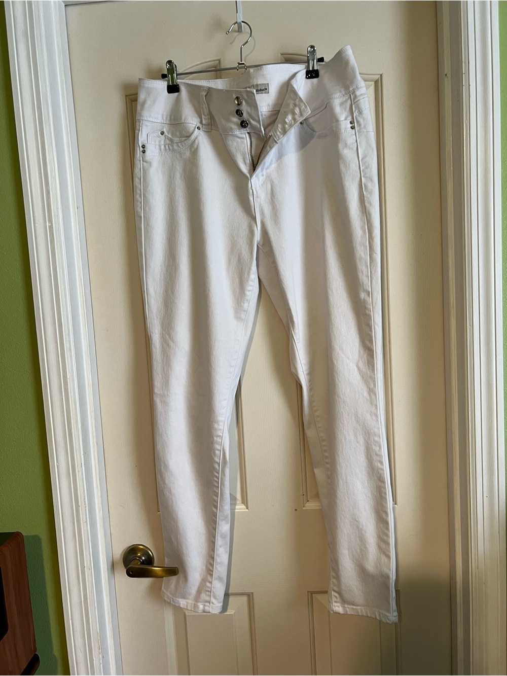 3 for $13 Royalty For Me White Skinny Jeans